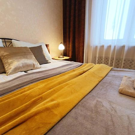 Old Town Retreat With Stunning Views 2 Bedroom Apartment Nearby The Church Of Saint Peter Ryga Zewnętrze zdjęcie