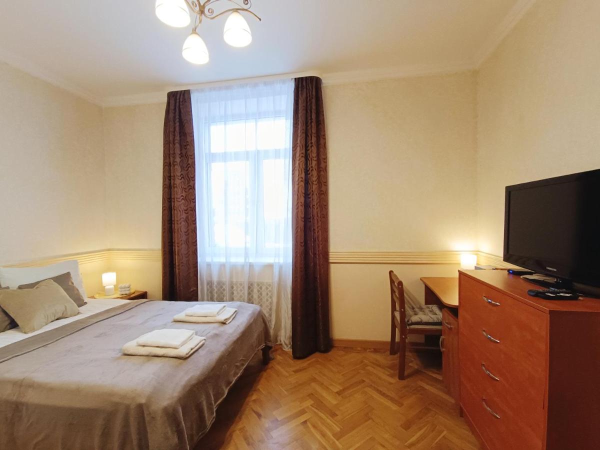 Old Town Retreat With Stunning Views 2 Bedroom Apartment Nearby The Church Of Saint Peter Ryga Zewnętrze zdjęcie