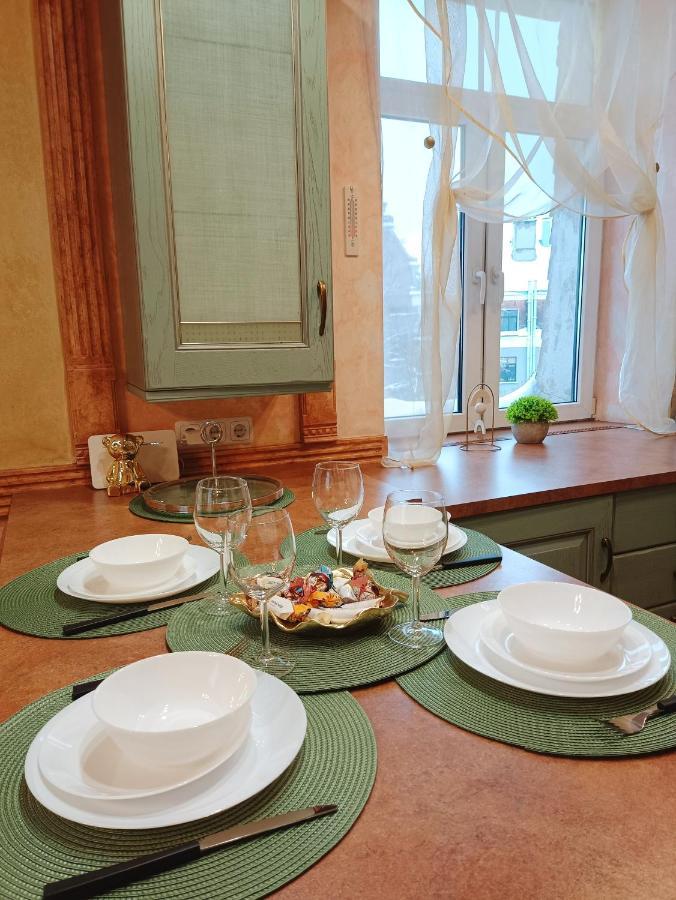 Old Town Retreat With Stunning Views 2 Bedroom Apartment Nearby The Church Of Saint Peter Ryga Zewnętrze zdjęcie