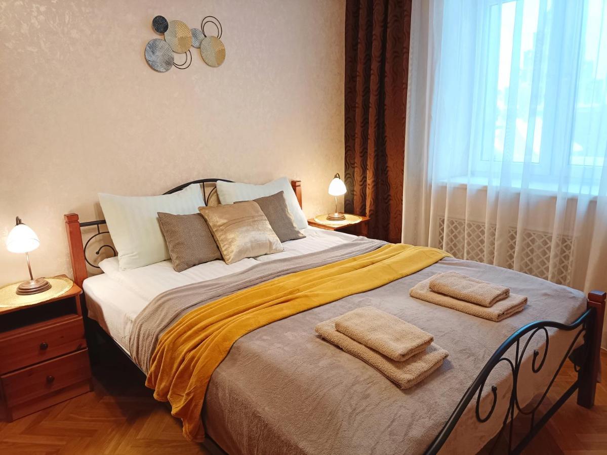 Old Town Retreat With Stunning Views 2 Bedroom Apartment Nearby The Church Of Saint Peter Ryga Zewnętrze zdjęcie